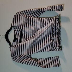 Derek heart size Small Long sleeve top